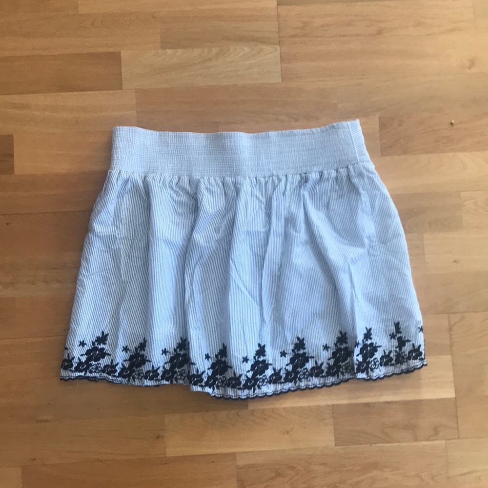 Charlotte Rousse Size 12 Skirt